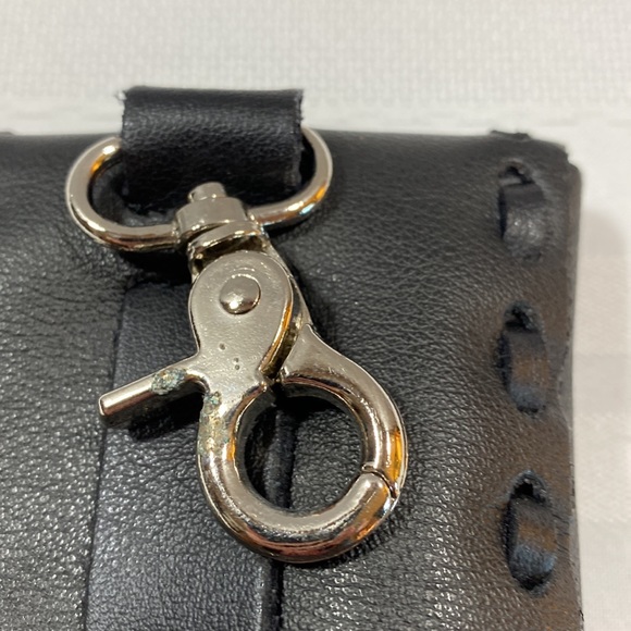 Black leather cigarette/phone holster with belt loop and clip - Picture 4 of 6